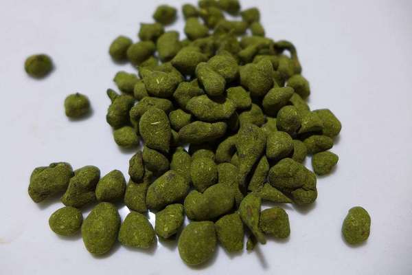 Large bright-green pellets, almost stone-like in shape and with grassy texture